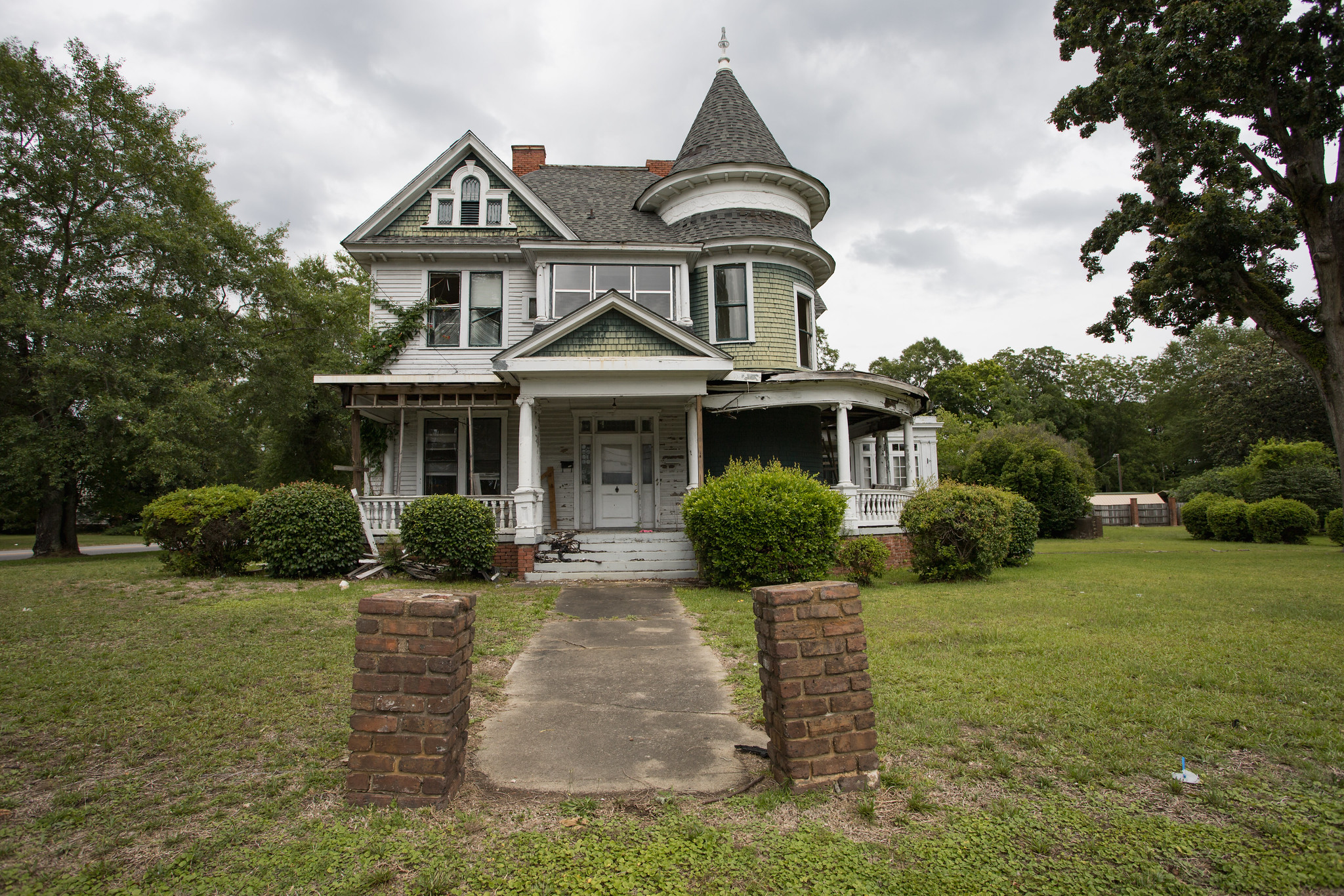 Affordable Living for Seniors: How to Acquire and Renovate Abandoned Homes
